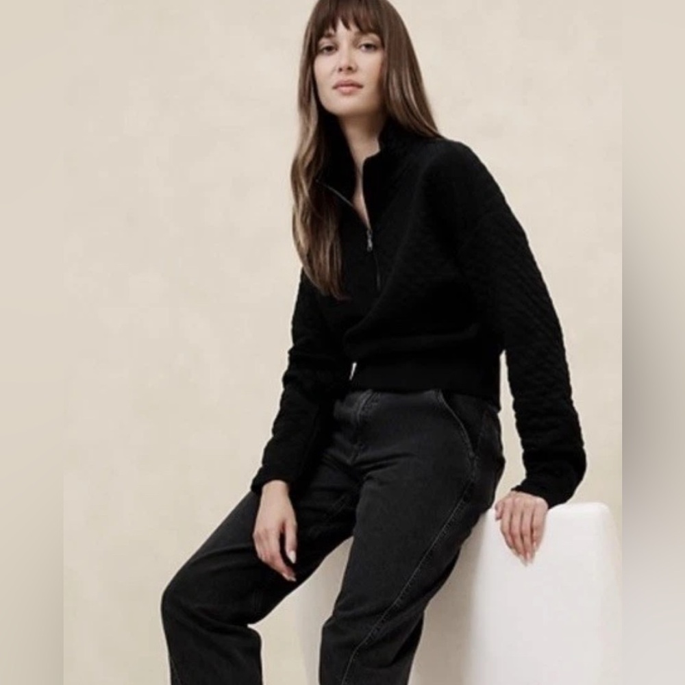 NWT Banana Republic Quilted Quarter-Zip Sweatshirt, black, M